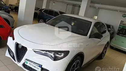 Usado Alfa Romeo Stelvio 209 CV (153 kW) 2024 Blanco SUV