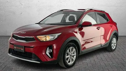 Usata 2022 Kia Stonic Urban SUV | 12.900 € (Buon prezzo)
