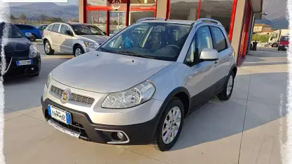 Usata Fiat Sedici Emotion 120 CV (88 kW) 2010 Grigio SUV