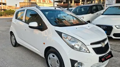 Usata Chevrolet Spark LS 68 CV (50 kW) 2010 Bianco Utilitaria