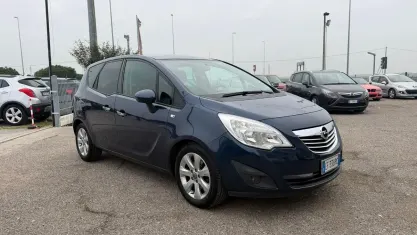 Usata Opel Meriva Cosmo 95 CV (69 kW) 2010 Other Monovolume