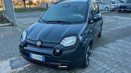 Occasion Fiat Panda Cross Cross 69 ch (50 kW) 2025 Vert Citadine