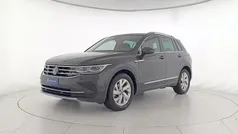 Urano grey Usata 2022 VW Tiguan Elegance SUV | 26.900 € (Buon prezzo)