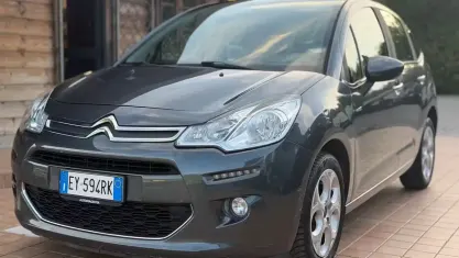 Usata Citroën C3 PureTech 101 CV (74 kW) 2015 Grigio SUV