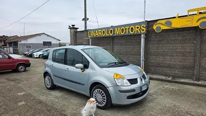 Usata Renault Modus Luxe 70 CV (51 kW) 2005 Grigio Monovolume