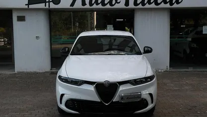 Bianco Usata 2024 Alfa Romeo Tonale SUV | 1800 €
