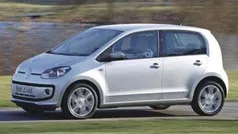 Nero Usata 2013 VW up! Highline Due volumi | 5900 € (Molto cara)