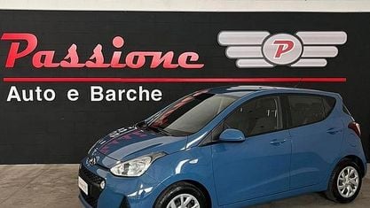 Usata Hyundai i10 67 CV (49 kW) 2018 Blu Utilitaria