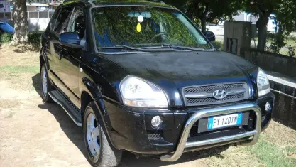 Usata Hyundai Tucson Active 140 CV (102 kW) 2007 Nero SUV