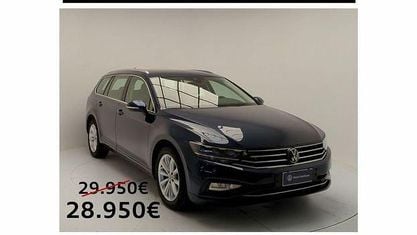 Käytetty VW Passat Business 150 HP (110 kW) 2023 Sininen Farmari