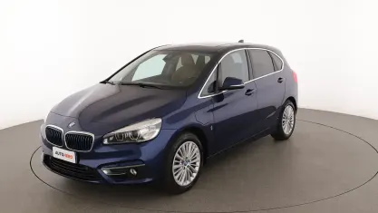 Usata BMW 225 Active Tourer Luxury Line 224 CV (164 kW) 2017 Blu Monovolume