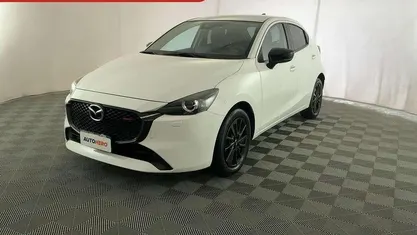 Usata Mazda 2 Homura-Line 90 CV (66 kW) 2023 Bianco Utilitaria