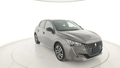 Usata Peugeot 208 Allure 101 CV (74 kW) 2023 Argento Utilitaria