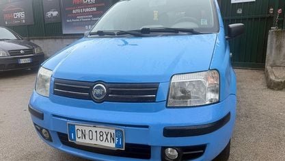 Usata Fiat Panda Emotion 60 CV (44 kW) 2004 Blu Utilitaria