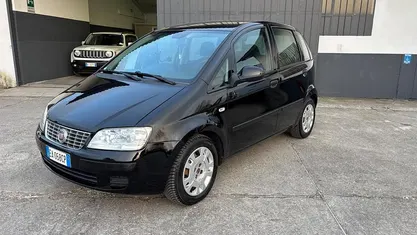 Usata Fiat Idea 80 CV (58 kW) 2009 Monovolume