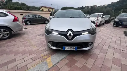 Usata Renault Clio IV 75 CV (55 kW) 2015 Grigio Berlina