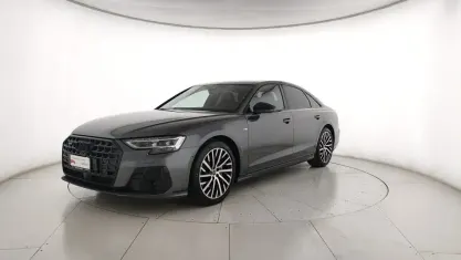 Usata Audi A8 Ambiente 286 CV (210 kW) 2025 Grigio Berlina