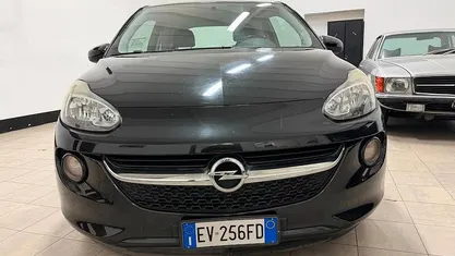 Usata Opel Adam Jam 87 CV (63 kW) 2014 Nero Utilitaria