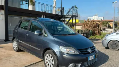 Usata VW Golf Plus Cross Comfortline 115 CV (84 kW) 2005 Grigio Monovolume