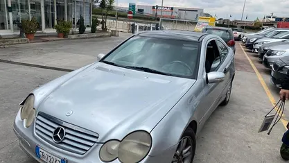 Usata Mercedes C220 Elegance 150 CV (110 kW) 2005 Coupé
