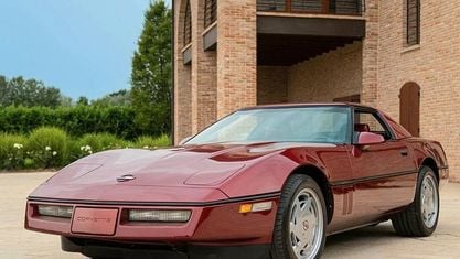 Usata Chevrolet Corvette C4 250 CV (183 kW) 1987 Rosso Cabrio