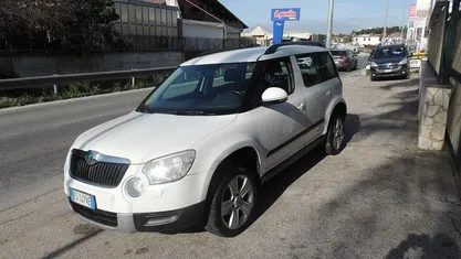 Usata Skoda Yeti Adventure 105 CV (77 kW) 2011 SUV