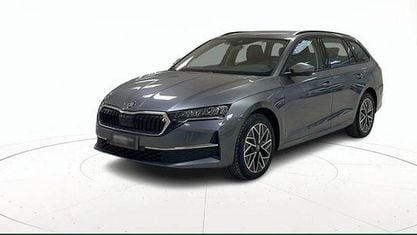 Usata Skoda Octavia Selection 150 CV (110 kW) 2025 Grigio / pastello Station wagon