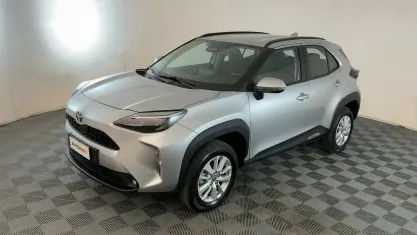 Usata Toyota Yaris Active 116 CV (85 kW) 2025 Argento Utilitaria