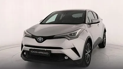 Usata Toyota C-HR Lounge 122 CV (89 kW) 2017 Argento SUV