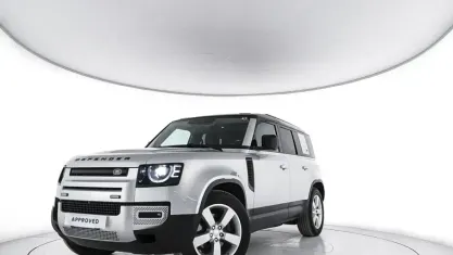 Usado Land Rover Defender SE 241 CV (177 kW) 2020 Gris SUV