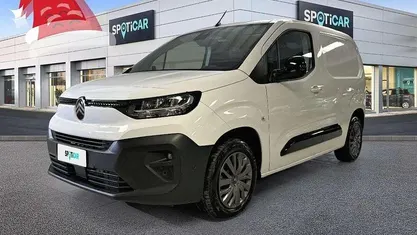 Usata 2024 Citroën Berlingo Monovolume | 21.800 € (Ottimo prezzo)