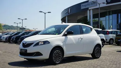 Usata Lancia Ypsilon S 69 CV (50 kW) 2024 Utilitaria