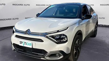 Bianco Usata 2023 Citroën C4 Feel Tre volumi | 16.900 € (Buon prezzo)