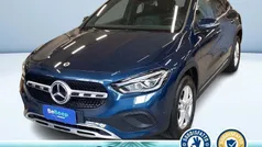 Blu metallizzato Usata 2023 Mercedes GLA200 SUV | 36.400 € (Ottimo prezzo)