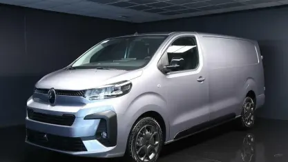 Nouvelle Citroën Jumpy 140 ch (102 kW) 2026 Gris Monospace