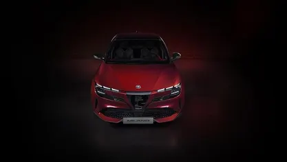 Nuova Alfa Romeo Junior 136 CV (100 kW) 2025 Blu navigli SUV