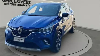 Usata Renault Captur Techno 101 CV (74 kW) 2023 Blu scuro SUV