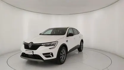 Bianco Nuova 2025 Renault Arkana Evolution SUV | 21.400 € (Buon prezzo)