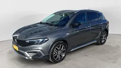 Grigio Usata 2021 Fiat Tipo Cross Due volumi | 12.500 € (Ottimo prezzo)
