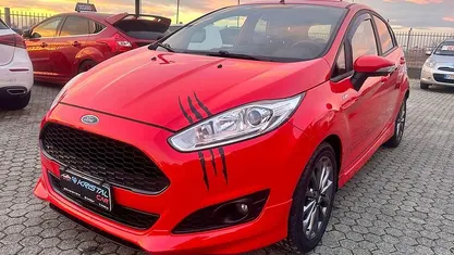 Usata Ford Fiesta ST-Line 75 CV (55 kW) 2017 Rosso Berlina