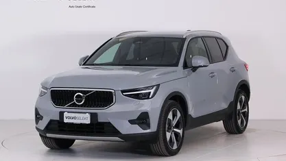 Usata Volvo XC40 Core 163 CV (119 kW) 2025 Grigio SUV
