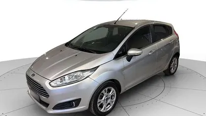 Usata 2017 Ford Fiesta Titanium Tre volumi | 7800 € (Buon prezzo)