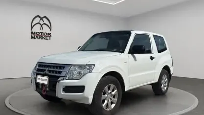 Usata Mitsubishi Pajero 190 CV (139 kW) 2018 Bianco SUV