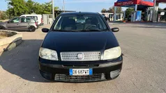 Nero Usata 2009 Fiat Punto Active Due volumi | 2500 € (Buon prezzo)