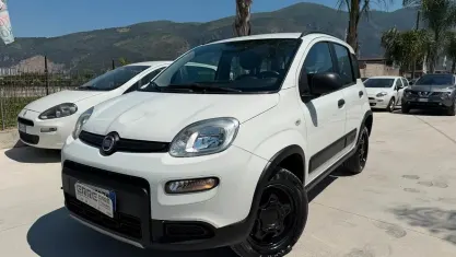 Usata Fiat Panda 4x4 85 CV (62 kW) 2019 Bianco Utilitaria