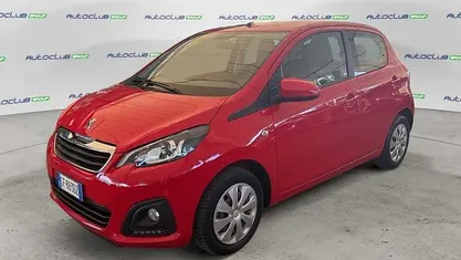Usata Peugeot 108 Active 72 CV (52 kW) 2021 Rosso Utilitaria