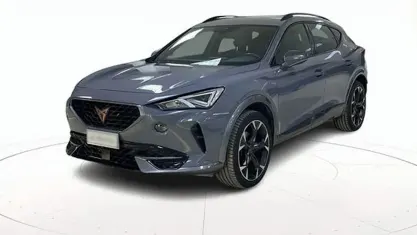Usata Cupra Formentor 204 CV (150 kW) 2023 Grigio / pastello SUV