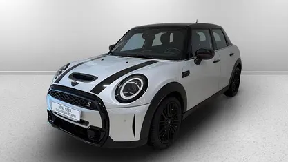Usata Mini Cooper S 178 CV (130 kW) 2021 White silver metallizzato Utilitaria