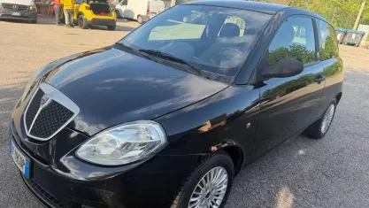 Usata Lancia Ypsilon 77 CV (56 kW) 2009 Nero Utilitaria
