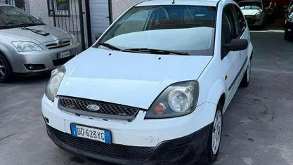 Usata Ford Fiesta 68 CV (50 kW) 2006 Utilitaria